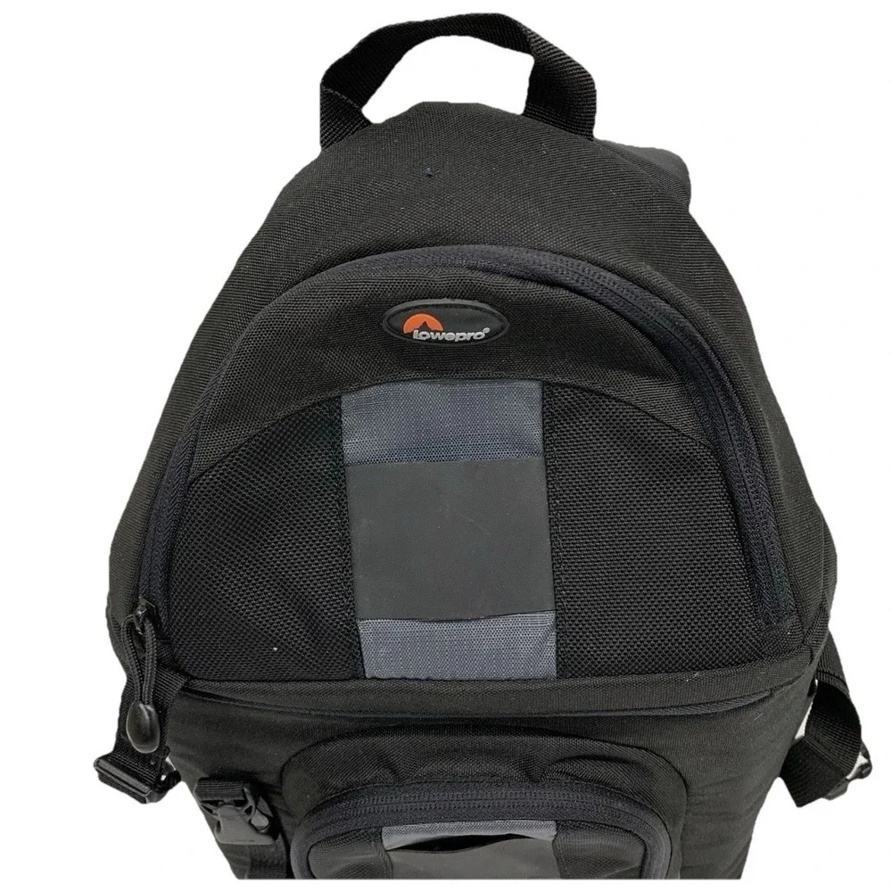 Black Lowepro Slingshot 100 AW Camera Bag Backpack Over the Shoulder Sling Bag